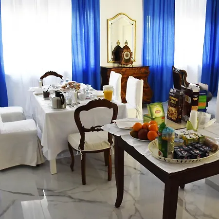 Casa Nizza Bed & Breakfast 4*