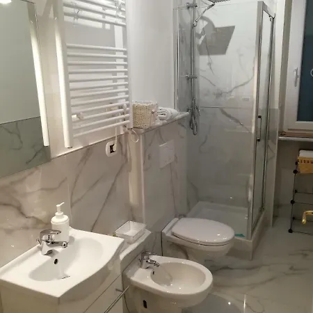 Bed & Breakfast Casa Nizza 4*