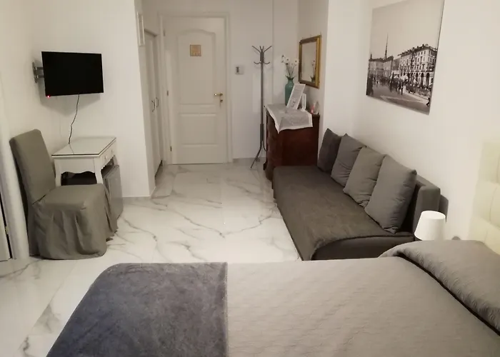 לינה וארוחת בוקר Casa Nizza טורינו